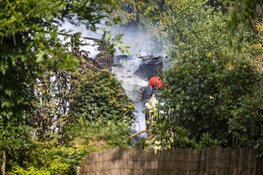 Tuinhuisje in vlammen opgegaan bij natuur tuinpark Amstelglorie