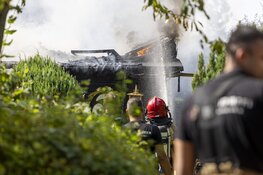 Tuinhuisje in vlammen opgegaan bij natuur tuinpark Amstelglorie