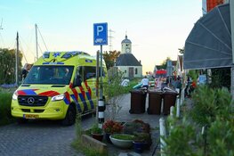 Persoon te water geraakt langs Durgerdammerdijk