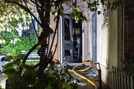 Veel schade na explosie bij woning in Driemond
