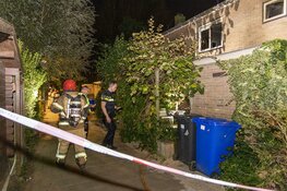 Veel schade na explosie bij woning in Driemond