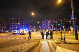 Auto rijdt door na aanrijding met scooter