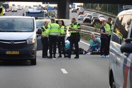 A10 deels afgesloten door ongeluk met motorfiets