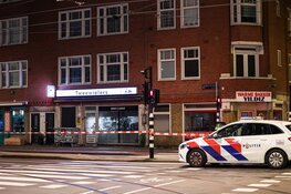 Explosie bij fietsenwinkel aan de Admiraal de Ruijterweg