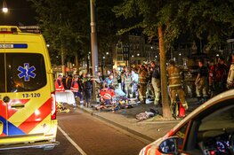 Reanimatie na val in water bij het Rokin in Amsterdam