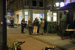 Arrestatieteam in actie op Overtoom