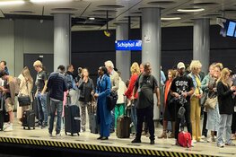 Flink oponthoud op station Schiphol door systeemstoring