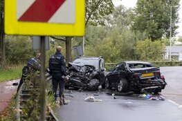 Gewonden bij frontale botsing op Australiehavenweg