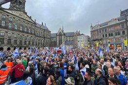 Honderden demonstranten voor Israël op de Dam