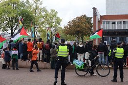 Demonstratie tegen hijsen Israëlische vlag in Amsterdam