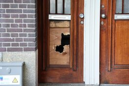 Explosie bij portiekwoning in Amsterdam-Zuid