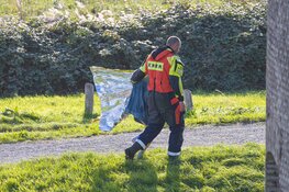 Boot met kinderen omgeslagen vlakbij Eiland Pampus