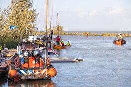 Boot met kinderen omgeslagen vlakbij Eiland Pampus