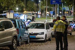 Persoon overleden bij ongeval met taxi op de Seineweg in Amsterdam