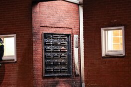 Portiek in brand aan de Ladogameerhof in Amsterdam Nieuw-West