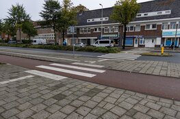 Aanrijding taxichauffeur en kinderwagen in Noord; politie zoekt getuigen