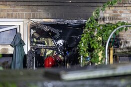 Grote woningbrand aan de Twee Koningskinderenstraat in Amsterdam