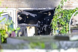 Grote woningbrand aan de Twee Koningskinderenstraat in Amsterdam