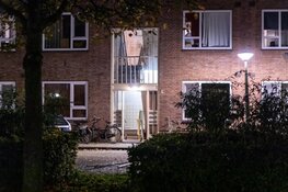 Explosie bij portiekwoning in Amsterdam