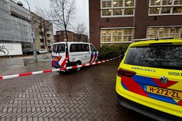 Steekincident tussen jongeren in Oost, één gewonde