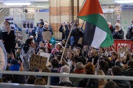 Grote opkomst bij Pro-Palestina demonstratie Amsterdam Centraal