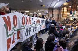 Grote opkomst bij Pro-Palestina demonstratie Amsterdam Centraal