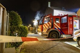 Veel rookontwikkeling bij brand opslagboxen Charles Boissevainstraat