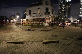 Politie-onderzoek aan Weesperzijde in Amsterdam