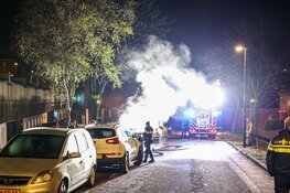 Auto uitgebrand in Amsterdam-Zuidoost