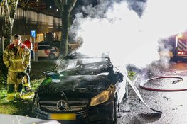 Auto uitgebrand in Amsterdam-Zuidoost