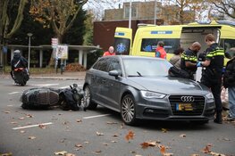 Scooterrijdster aangereden in Amsterdam-Zuid