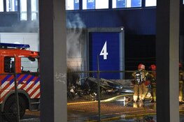 Brand in opslagboxen-bedrijf in Diemen