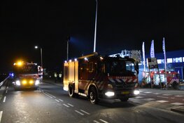 Brand in opslagboxen-bedrijf in Diemen