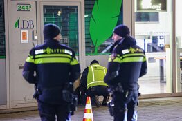 Explosie en brand bij bedrijfspand in Amsterdam Nieuw-West