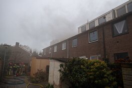Brand op zolder van woning in Muiderberg