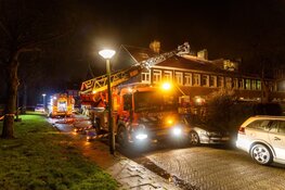 Brand op zolder van woning in Amsterdam