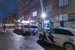 Meerdere lichtgewonden bij overval op snackbar in Amsterdam