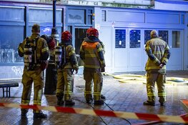Veel rookontwikkeling bij brand in winkel aan Dapperstraat