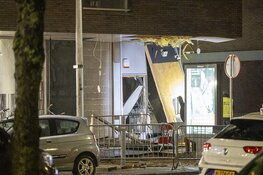 Veel schade bij plofkraak op geldmaat aan de Osdorper Ban in Amsterdam