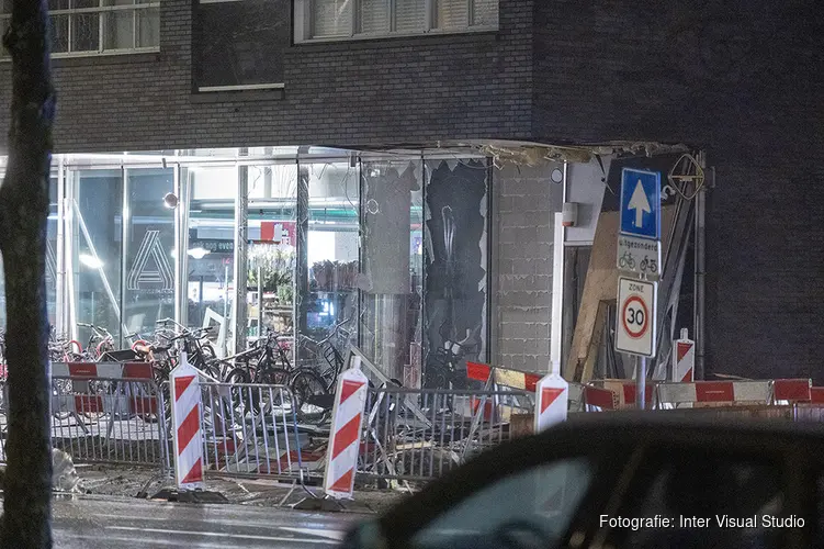 Veel schade bij plofkraak Osdorperban