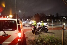 Mobiele eenheid in actie bij ongeregeldheden in Slotermeer en Geuzenveld