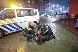 Mobiele eenheid in actie bij ongeregeldheden in Slotermeer en Geuzenveld