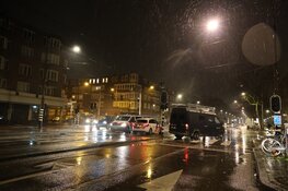 Mobiele eenheid in actie bij ongeregeldheden in Slotermeer en Geuzenveld