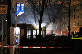 Deel van Amsterdam zonder stroom door brand in stroomhuisje