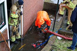 Kantoor Museum Muiderslot loopt vol met water