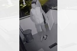 Gezocht: inbraak woning (woonboot) - Singel - Amsterdam