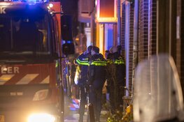 Zwaargewonde bij woningbrand in Tuinstraat