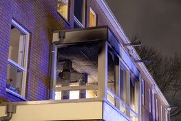 Veel schade na explosie aan de Gutserstraat in Amsterdam-Noord