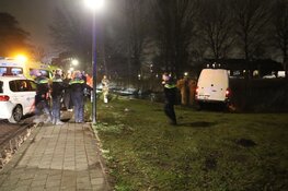 Bestelbus te water in Amsterdam Nieuw-West