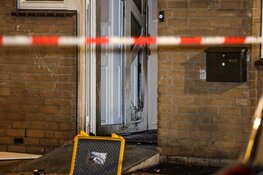 Explosie bij woning Tefelenstraat in Amsterdam-Zuidoost